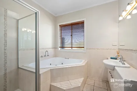 Property photo of 8 Airdrie Court Moama NSW 2731