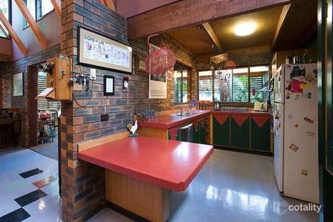 Property photo of 18 Kiriwina Street Fig Tree Pocket QLD 4069