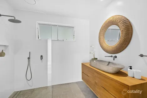 Property photo of 12 Maree Avenue Terrigal NSW 2260