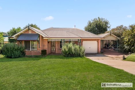 Property photo of 16 Wentworth Drive Kelso NSW 2795