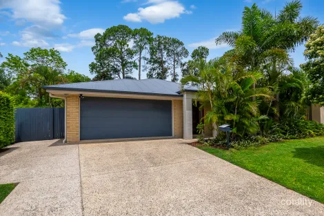 Property photo of 13 Highland Place Forest Lake QLD 4078