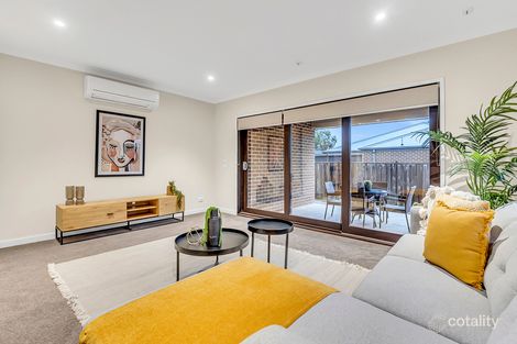 Property photo of 1 Hickory Road Mickleham VIC 3064