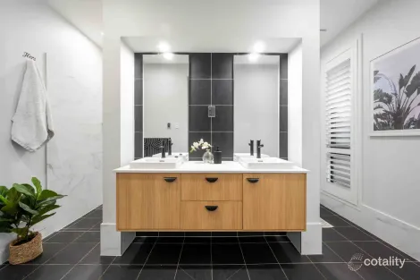 Property photo of 63 Caladenia Crescent South Nowra NSW 2541