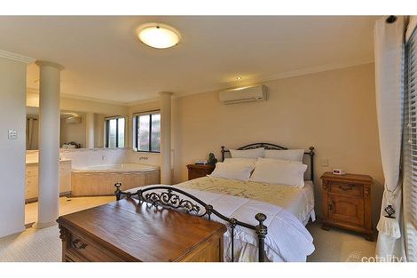 Property photo of 22 Hinchliffe Drive Kearneys Spring QLD 4350
