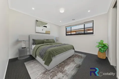 Property photo of 10 Breezy Circuit Werribee VIC 3030
