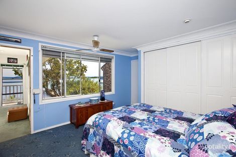 Property photo of 53 Marks Parade Marks Point NSW 2280