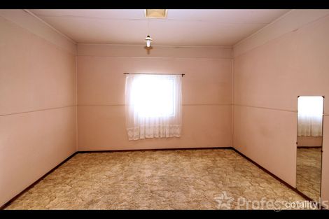 Property photo of 16 Rex Street Eastern Heights QLD 4305