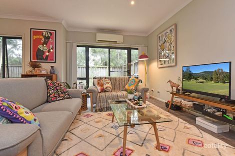 Property photo of 33 Kestrel Circuit Shortland NSW 2307