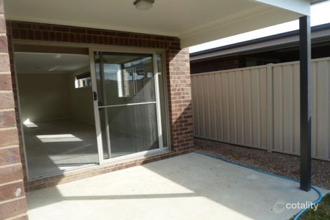 Property photo of 2/110 Greta Drive Hamilton Valley NSW 2641