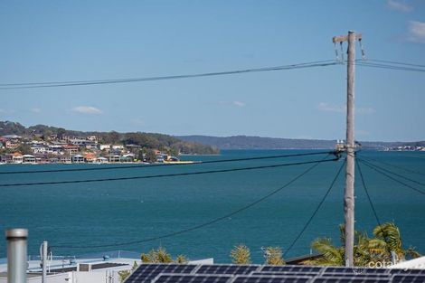 Property photo of 12 Raymond Street Speers Point NSW 2284