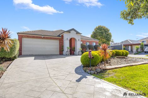 Property photo of 42 Bowral Loop Craigieburn VIC 3064
