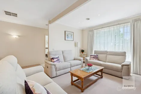 Property photo of 19 Bellbird Avenue Taylors Lakes VIC 3038