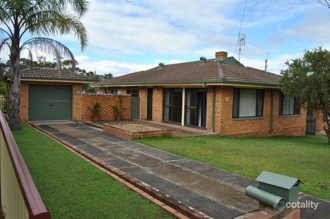 Property photo of 10 Morcombe Close Gorokan NSW 2263