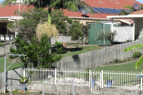 Property photo of 2/52 Hoya Crescent Bongaree QLD 4507