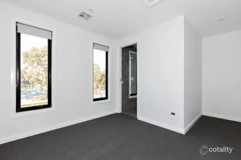 Property photo of 1/22 Nolan Avenue Brooklyn VIC 3012