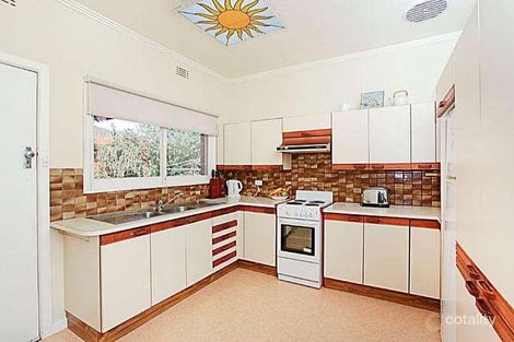Property photo of 2 Camelia Street Box Hill VIC 3128