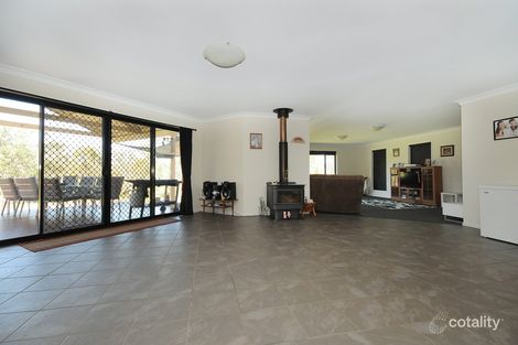 Property photo of 32 Pendoma Drive Hodgson Vale QLD 4352