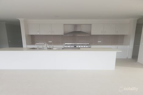 Property photo of 7 Prestige Drive Kalkallo VIC 3064