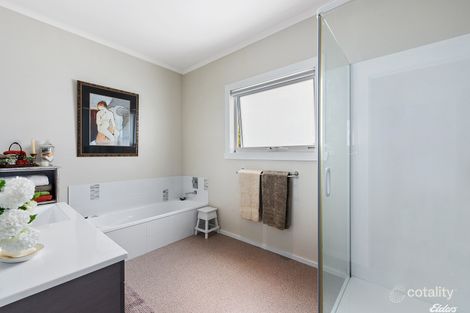 Property photo of 10 Myrtle Crescent Emu Heights TAS 7320