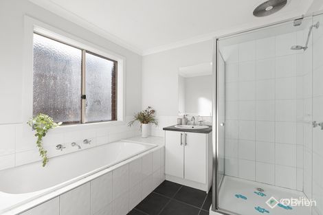 Property photo of 9 Pinrush Road Brookfield VIC 3338