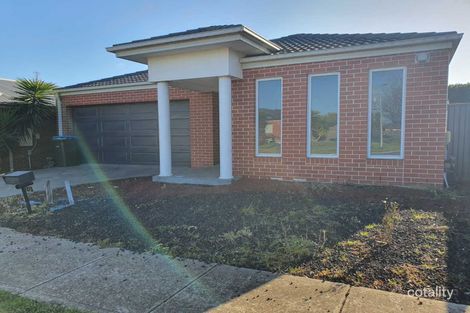 Property photo of 70 Eltham Parade Manor Lakes VIC 3024