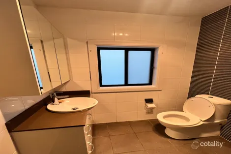 Property photo of 132 Chiswick Road Greenacre NSW 2190