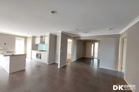 Property photo of 8 Woodridge Crescent Doreen VIC 3754