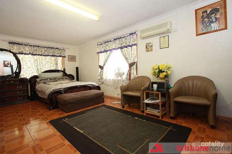 Property photo of 9 Jenkins Court Goodna QLD 4300