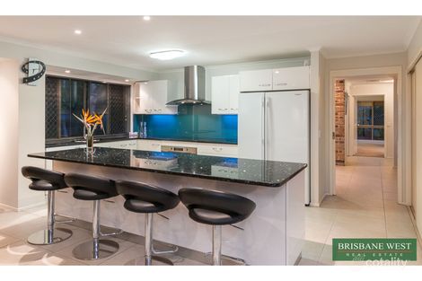 Property photo of 14 Wattlebrush Close Bellbowrie QLD 4070