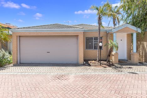 12/19 Hastings St, Scarborough, WA 6019