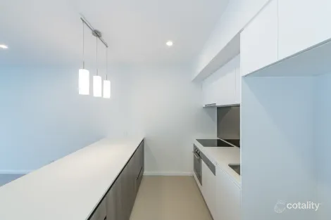 Property photo of 20511/300 Old Cleveland Road Coorparoo QLD 4151