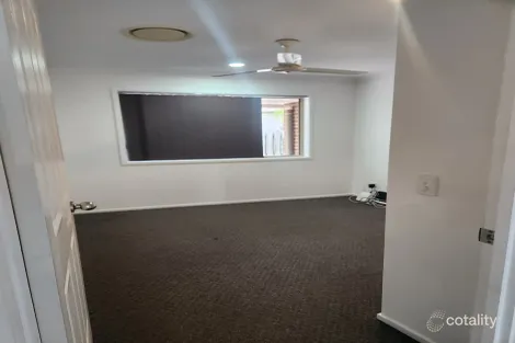 Property photo of 18 Salamander Avenue Urraween QLD 4655