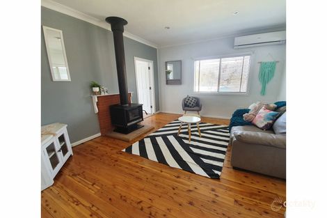 Property photo of 7 Newman Lane Lucknow NSW 2800