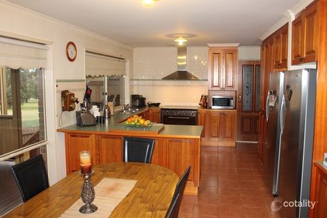 Property photo of 2 Amstel Close Darley VIC 3340