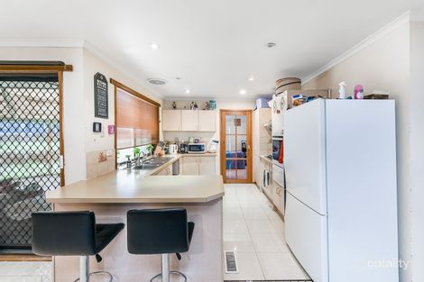 Property photo of 11 Dalvana Court Hampton Park VIC 3976