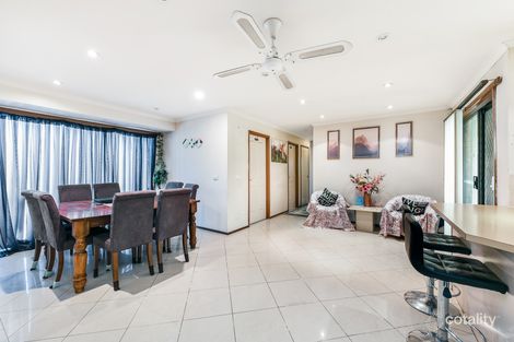 Property photo of 11 Dalvana Court Hampton Park VIC 3976