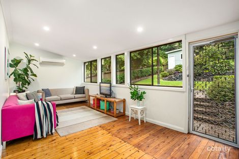 Property photo of 4 McArthur Parade Mangerton NSW 2500