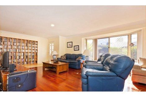 Property photo of 4 Clifford Close Kuraby QLD 4112