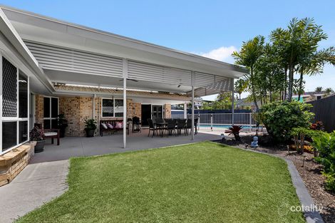 Property photo of 17 Fairview Place Bridgeman Downs QLD 4035