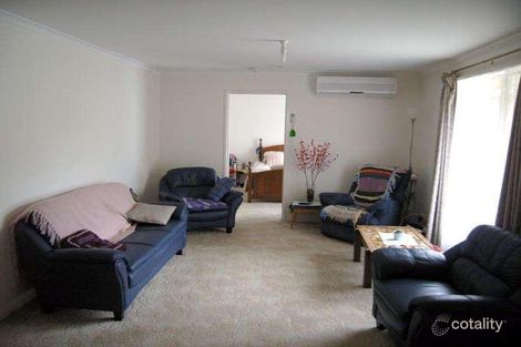 Property photo of 21 Shetland Court Pakenham VIC 3810