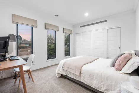 Property photo of 30 Burroughs Road Balwyn VIC 3103
