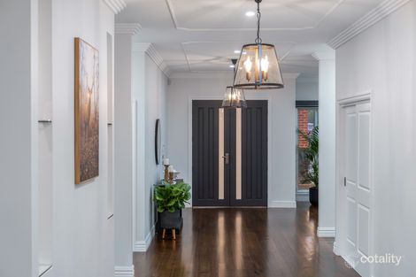 Property photo of 11 Rangeview Close Mickleham VIC 3064