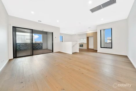 Property photo of 4 Outfield Road Clyde VIC 3978