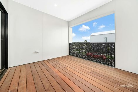 Property photo of 4 Outfield Road Clyde VIC 3978