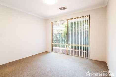 Property photo of 16 Helidor Place Forrestfield WA 6058