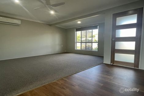 Property photo of 581 Norman Road Norman Gardens QLD 4701