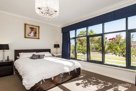 Property photo of 17 Sarus Rise Gwelup WA 6018