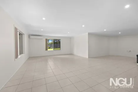 Property photo of 37 Comona Court Wulkuraka QLD 4305