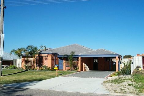 30 View Ave, Langford, WA 6147