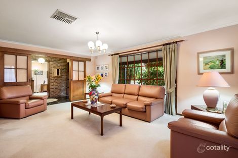 Property photo of 2 Dawn Court Glen Waverley VIC 3150
